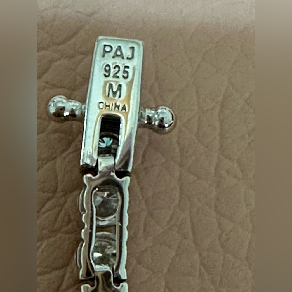 Tennis 5.5 carat diamonds bracelet - Picture 5 of 11